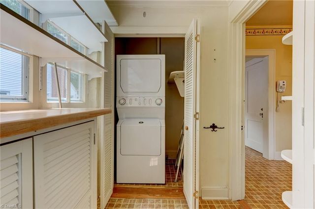 2606 Beechwood Street, Greensboro, NC 27403