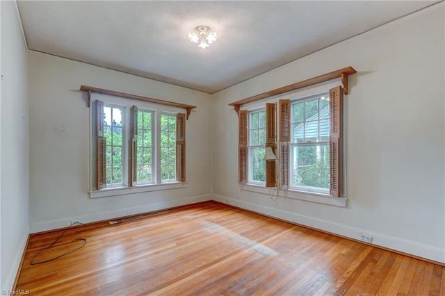 2606 Beechwood Street, Greensboro, NC 27403
