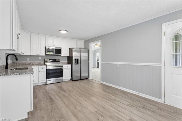1813 Canterbury RD, Hampton, VA 23666