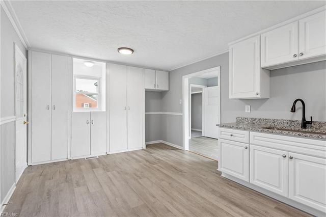 1813 Canterbury RD, Hampton, VA 23666