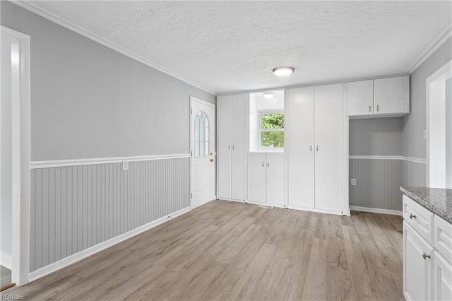 1813 Canterbury RD, Hampton, VA 23666