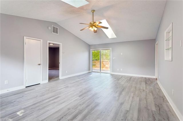 1813 Canterbury RD, Hampton, VA 23666