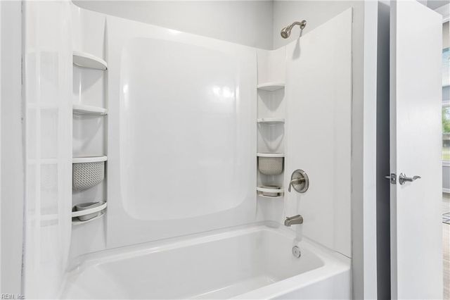 1813 Canterbury RD, Hampton, VA 23666
