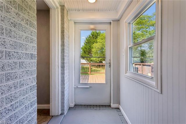 1813 Canterbury RD, Hampton, VA 23666