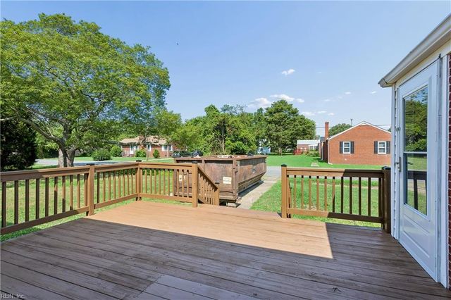 1813 Canterbury RD, Hampton, VA 23666