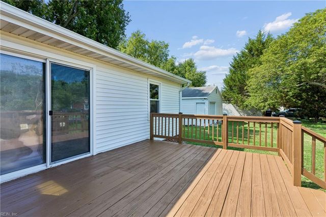 1813 Canterbury RD, Hampton, VA 23666