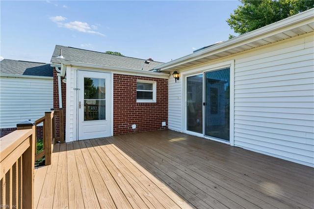 1813 Canterbury RD, Hampton, VA 23666