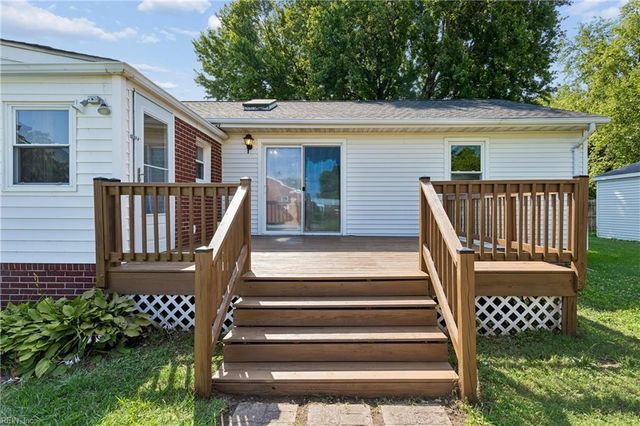 1813 Canterbury RD, Hampton, VA 23666