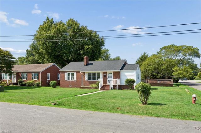 1813 Canterbury RD, Hampton, VA 23666