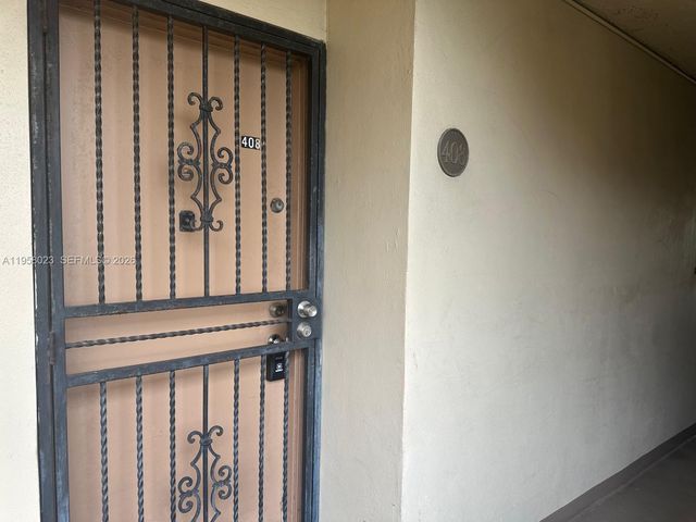 9120 Fontainebleau Blvd 408, Miami, FL 33172