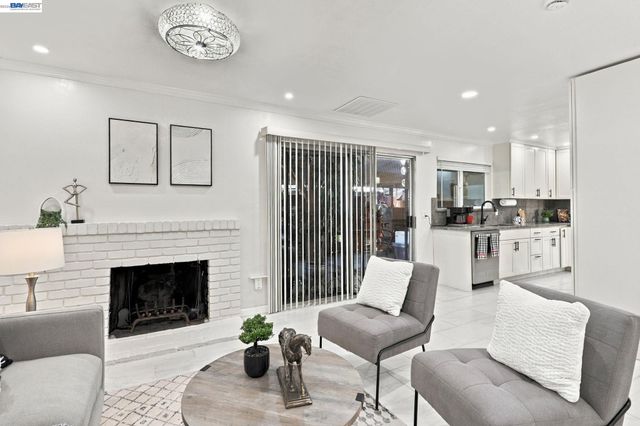 330 Ryegate Ct, San Jose, CA 95133