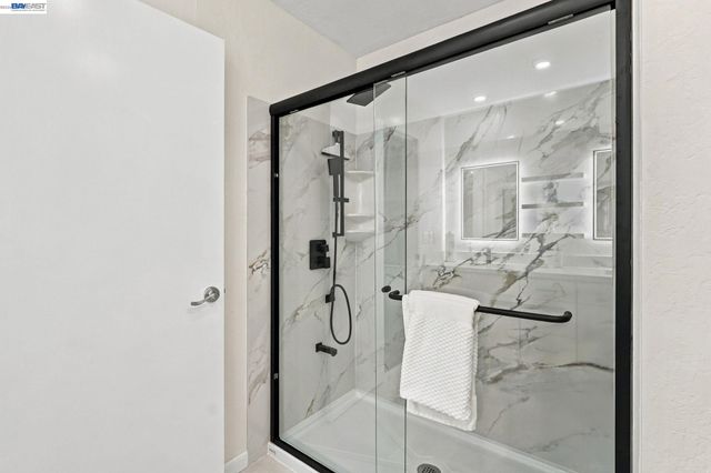 330 Ryegate Ct, San Jose, CA 95133