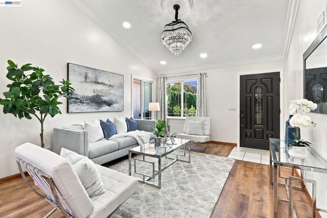 330 Ryegate Ct, San Jose, CA 95133