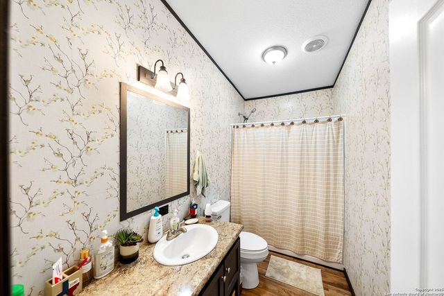 380 Martin Ave, Carrizo Springs, TX 78834