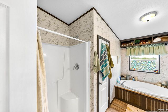 380 Martin Ave, Carrizo Springs, TX 78834