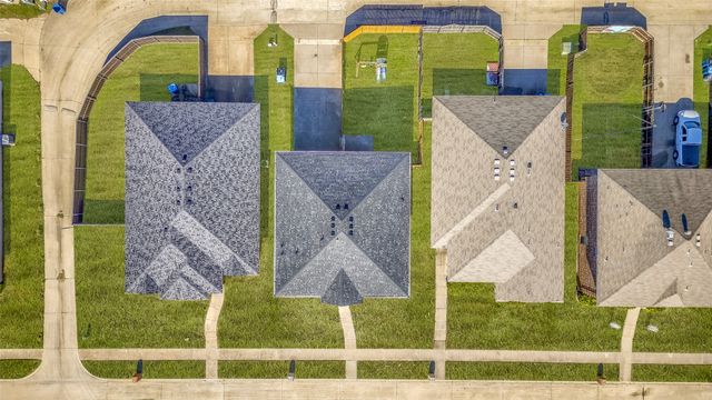 609 Flagstaff Drive, Desoto, TX 75115