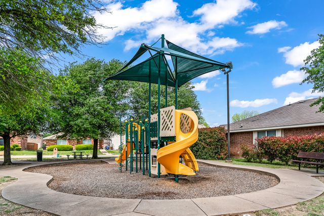 609 Flagstaff Drive, Desoto, TX 75115