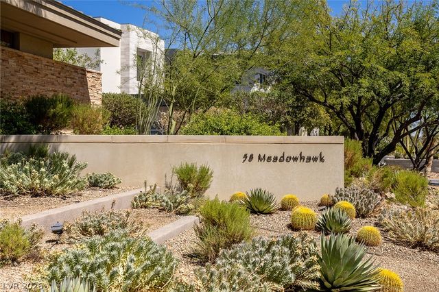 58 Meadowhawk Lane, Las Vegas, NV 89135