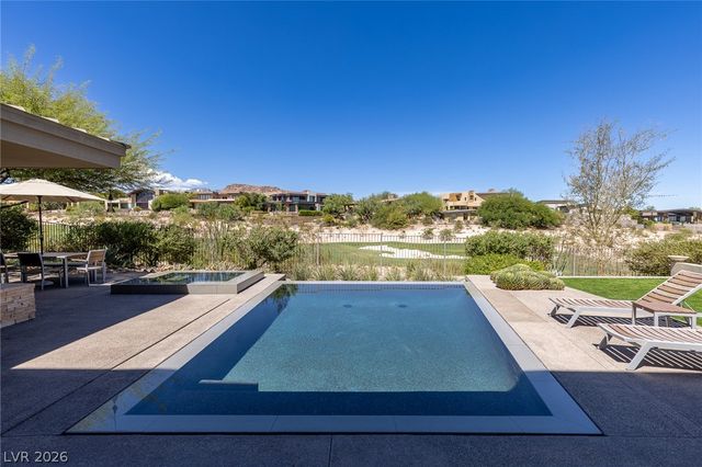 58 Meadowhawk Lane, Las Vegas, NV 89135