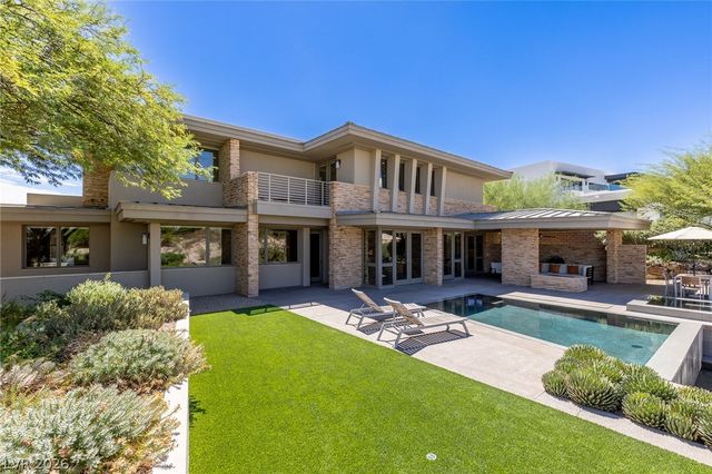 58 Meadowhawk Lane, Las Vegas, NV 89135