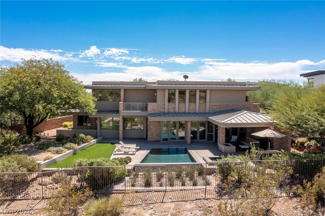 58 Meadowhawk Lane, Las Vegas, NV 89135