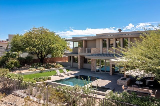 58 Meadowhawk Lane, Las Vegas, NV 89135