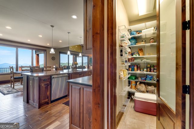 435 Meadowbrook Drive, Hayesville, NC 28904