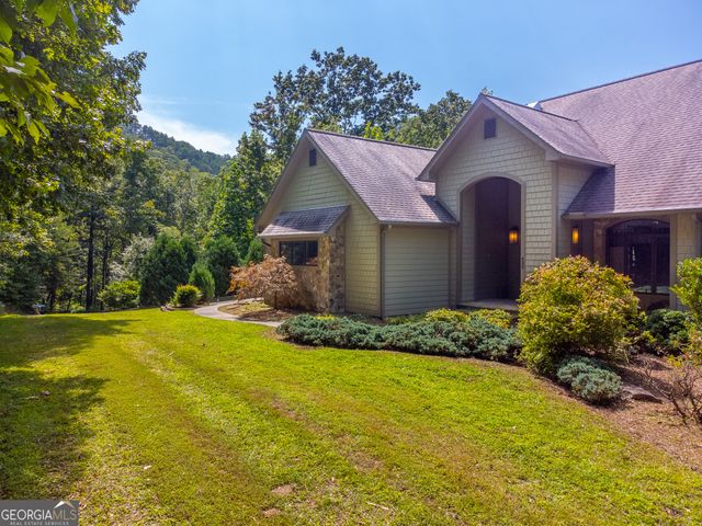 435 Meadowbrook Drive, Hayesville, NC 28904