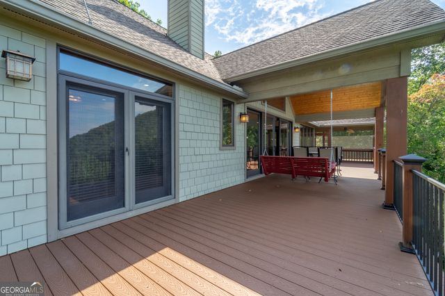 435 Meadowbrook Drive, Hayesville, NC 28904