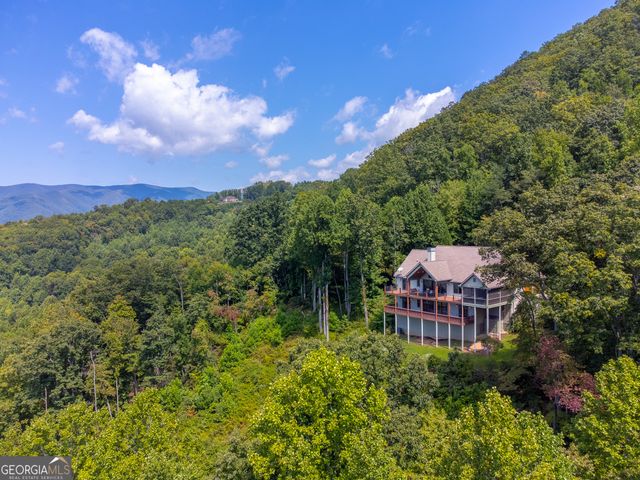 435 Meadowbrook Drive, Hayesville, NC 28904