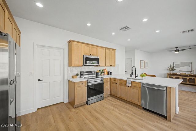 16912 W SAGUARO Lane, Surprise, AZ 85388