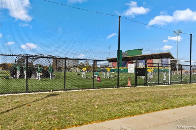 1751 W Warren Avenue, Detroit, MI 48208