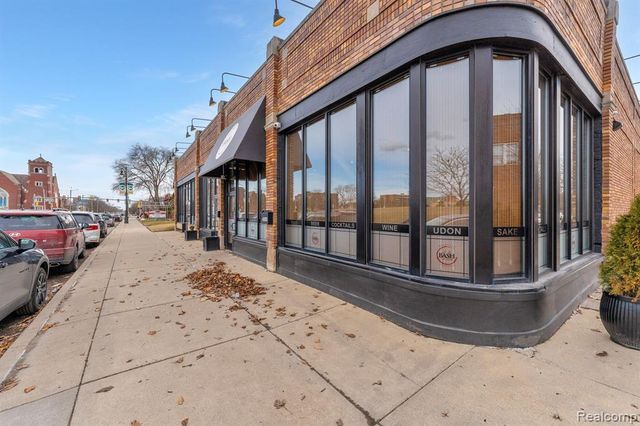 1751 W Warren Avenue, Detroit, MI 48208