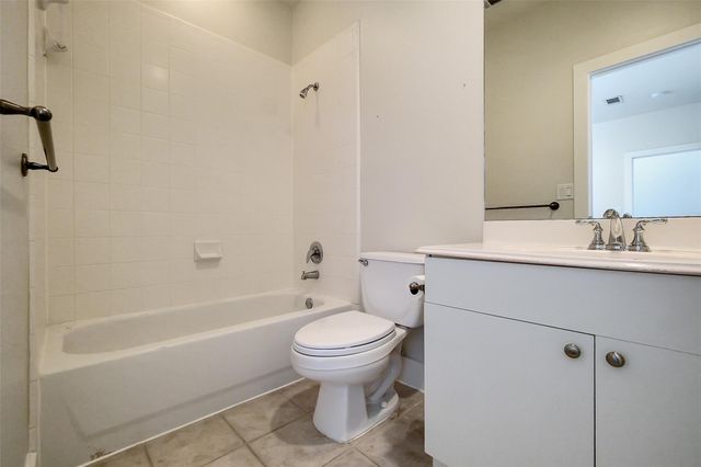 2437 South Boulevard 2, Houston, TX 77098