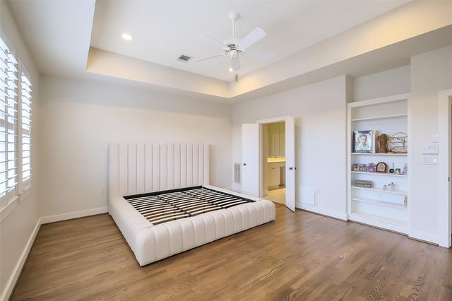 2437 South Boulevard 2, Houston, TX 77098