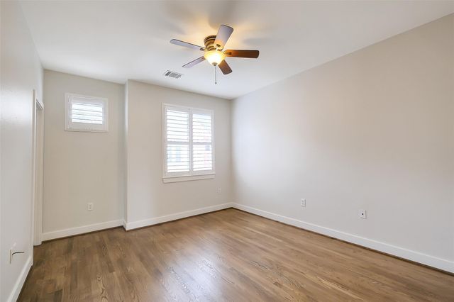 2437 South Boulevard 2, Houston, TX 77098