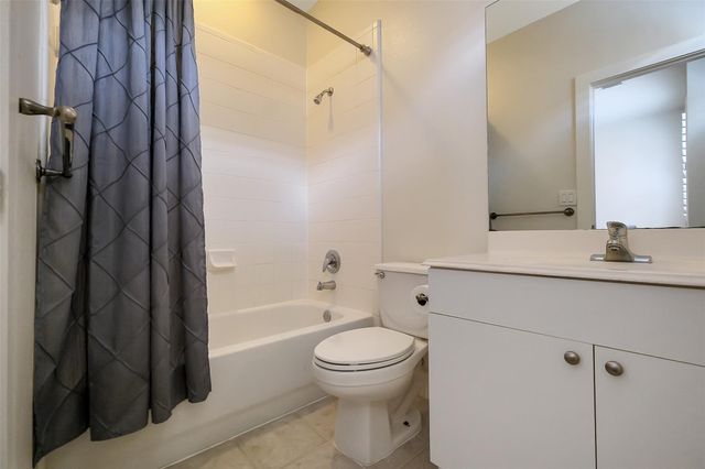 2437 South Boulevard 2, Houston, TX 77098