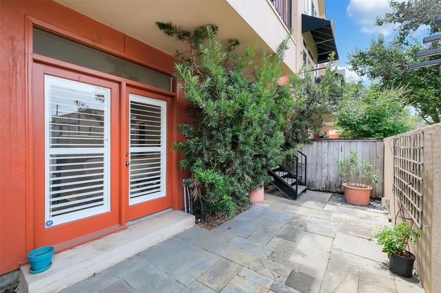 2437 South Boulevard 2, Houston, TX 77098