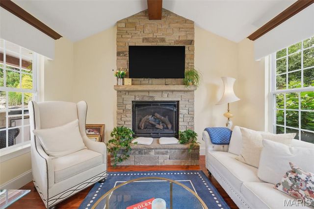 1880 Spring Mill Creek, St Charles, MO 63303