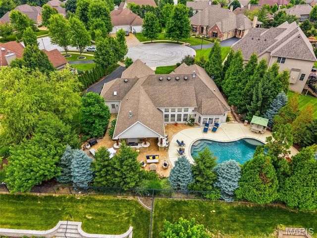 1880 Spring Mill Creek, St Charles, MO 63303