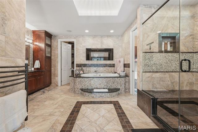 1880 Spring Mill Creek, St Charles, MO 63303
