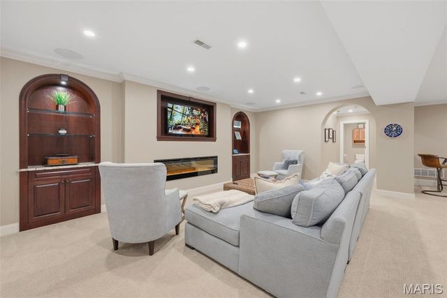1880 Spring Mill Creek, St Charles, MO 63303