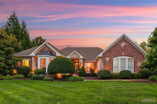 1880 Spring Mill Creek, St Charles, MO 63303