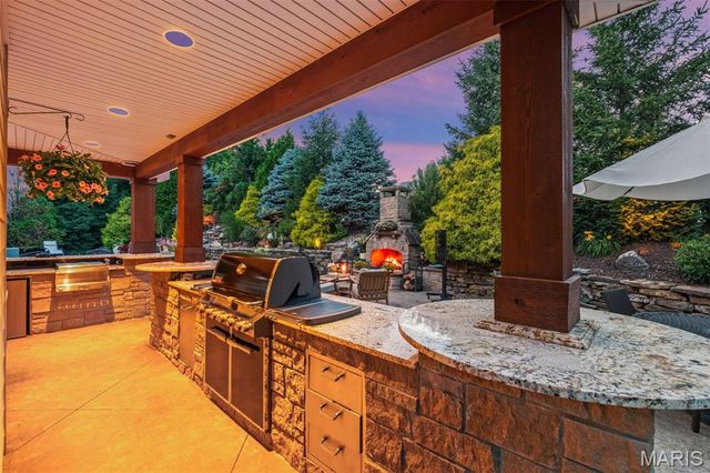 1880 Spring Mill Creek, St Charles, MO 63303