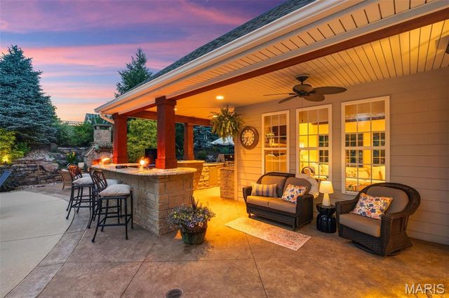 1880 Spring Mill Creek, St Charles, MO 63303