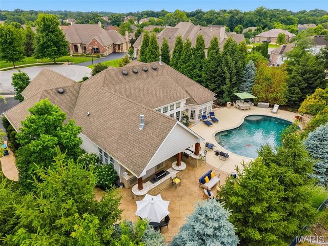 1880 Spring Mill Creek, St Charles, MO 63303