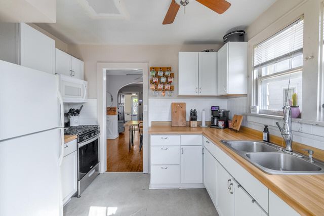 2649 AVENUE B, Council Bluffs, IA 51501