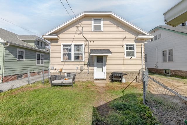 2649 AVENUE B, Council Bluffs, IA 51501