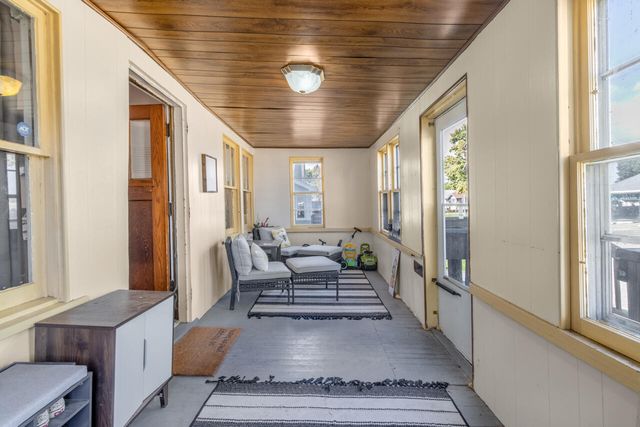 2649 AVENUE B, Council Bluffs, IA 51501