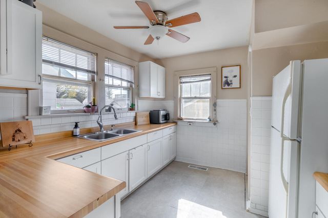 2649 AVENUE B, Council Bluffs, IA 51501